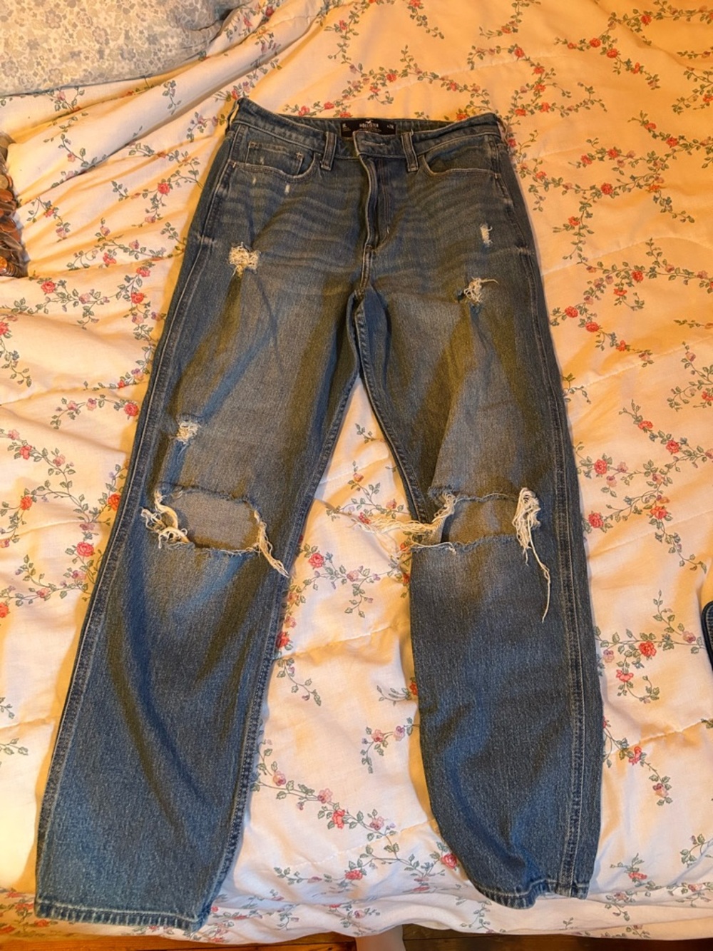 hollister jeans